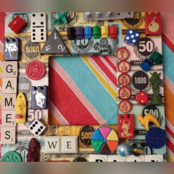 Parcheesi board game replacement pieces 4 colors shaker can - Picture 5 of 8